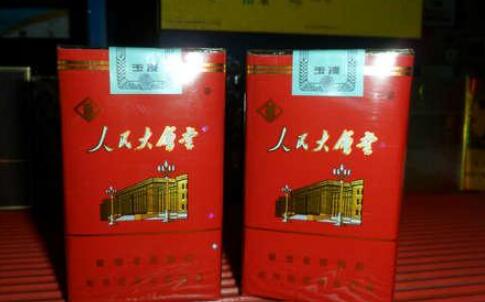 烟嘴有爆珠的国外烟图片